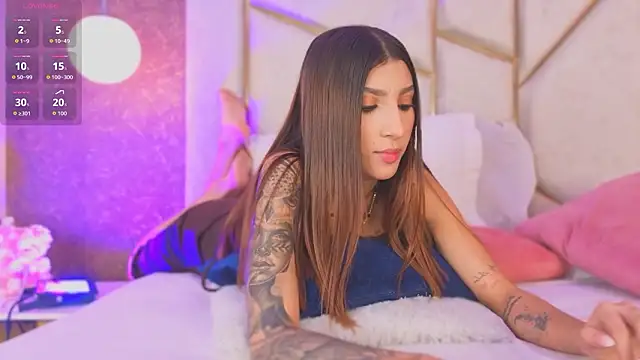 Snapshot of AilishBenson chatting on 02-23-26, 07:44 AilishBenson online show from 02-23-26, 07:44