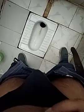 Snapshot of Bhpatna2 chatting on 11-16-25, 08:25 Bhpatna2 online show from 11-16-25, 08:25