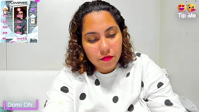 Snapshot of isobeladams20 chatting on 01-06-25, 11:52 isobeladams20 online show from 01-06-25, 11:52