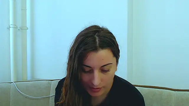 Helen Adams  online show from 02-17-25, 09:35