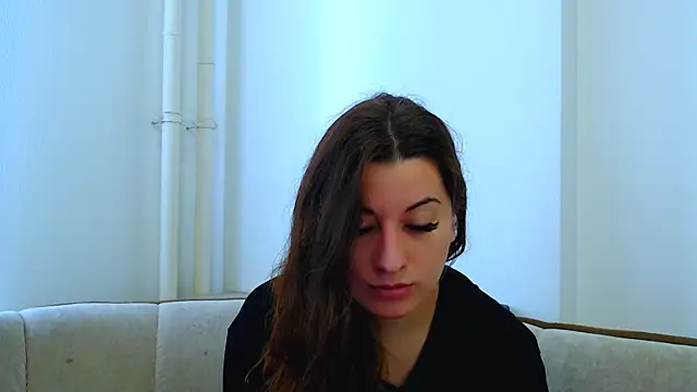 Helen Adams  online show from 03-18-25, 06:36