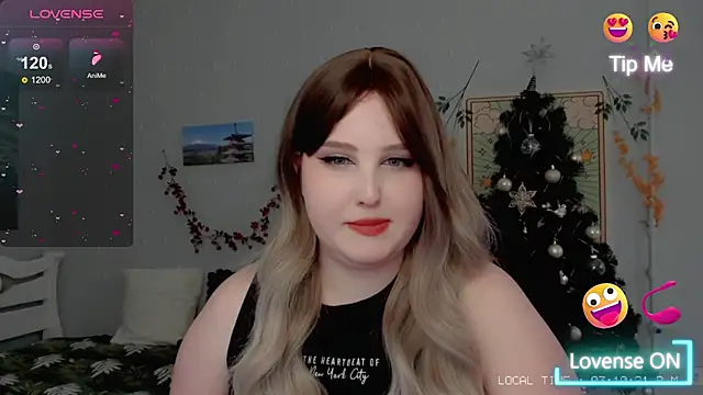 Snapshot of Crystal_Chris chatting on 01-13-26, 01:05 Crystal Chris online show from 01-13-26, 01:05