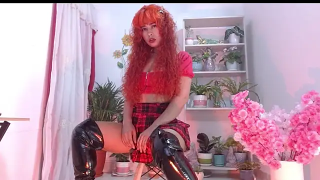 misspandora  online show from 09-19-25, 01:12