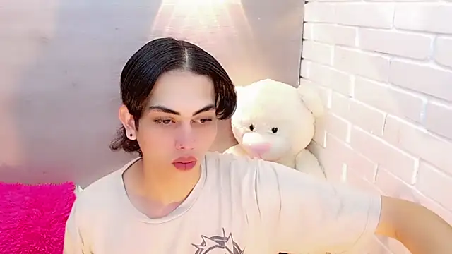 Snapshot of Daniela_Pink_ chatting on 10-10-25, 07:57 Daniela Pink online show from 10-10-25, 07:57