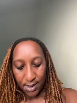 CarlaBeckky online show from 10-20-25, 06:25