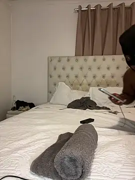 Gifttheskimaskboy online show from 04-11-26, 06:01