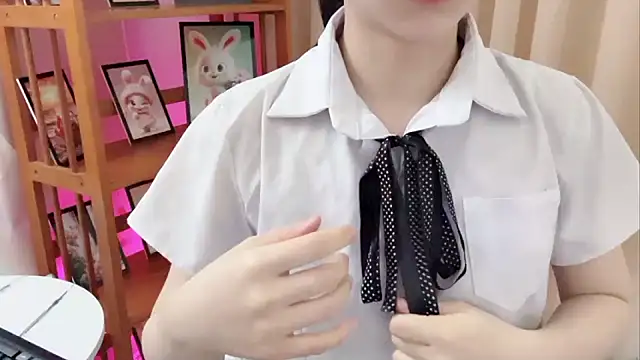 KaleAnisa online show from 04-20-26, 01:19