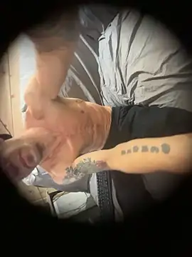 Snapshot of Alphanik4 chatting on 09-10-25, 03:39 Alphanik4 online show from 09-10-25, 03:39