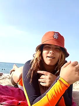 camiysebas21 online show from 03-11-25, 08:53