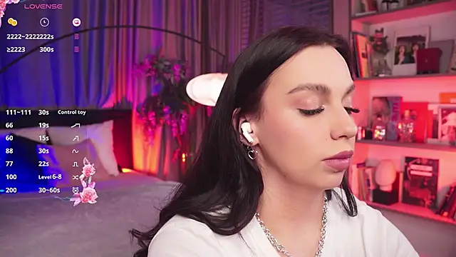 LunaNight online show from 02-02-25, 08:30