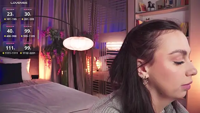 LunaNight online show from 02-03-25, 11:36