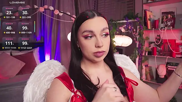 LunaNight online show from 02-14-25, 08:37