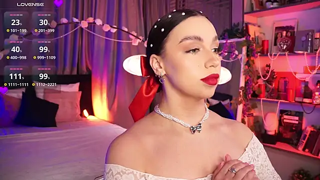 LunaNight online show from 02-15-25, 08:33