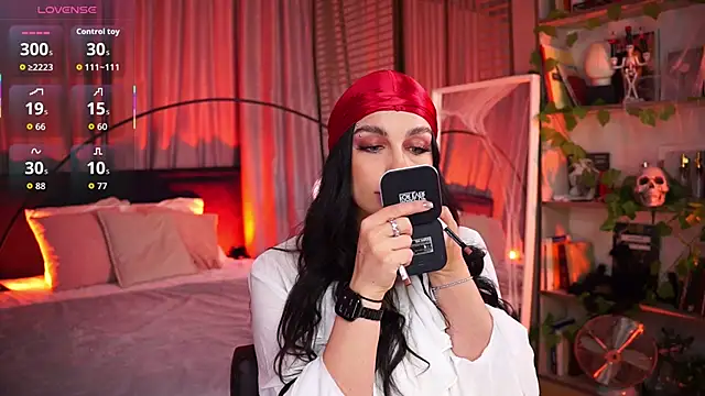 LunaNight online show from 11-01-25, 08:33