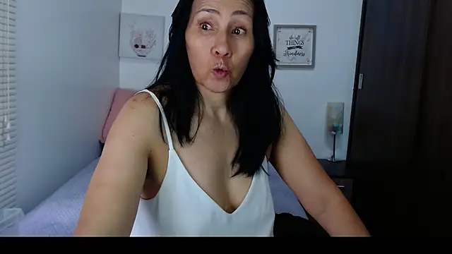 Maira B online show from 03-16-26, 05:39