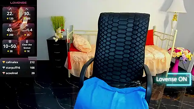 Julia Dean online show from 01-09-25, 06:57