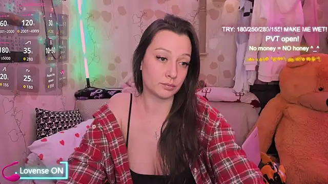 Snapshot of Lilly_Black88888 chatting on 04-13-26, 06:57 Lilly Black88888 online show from 04-13-26, 06:57