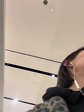 Snapshot of BabeRainbow chatting on 12-16-24, 11:55 BabeRainbow online show from 12-16-24, 11:55