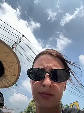 Snapshot of BabeRainbow chatting on 01-24-25, 05:53 BabeRainbow online show from 01-24-25, 05:53