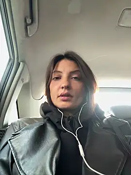 Snapshot of BabeRainbow chatting on 02-13-25, 08:17 BabeRainbow online show from 02-13-25, 08:17