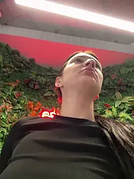 Snapshot of BabeRainbow chatting on 03-13-25, 10:36 BabeRainbow online show from 03-13-25, 10:36