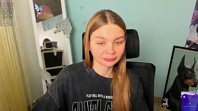 Molly sweetie online show from 12-24-24, 10:01