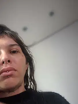 Nikatsu online show from 09-17-25, 02:41