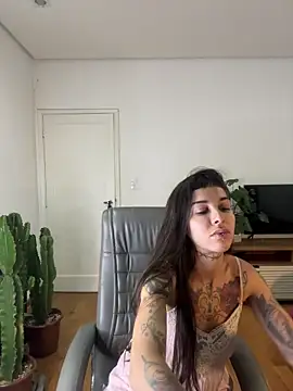 Nikatsu online show from 11-14-25, 10:40