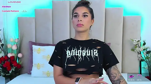 Brianna Wilson online show from 10-06-25, 05:10