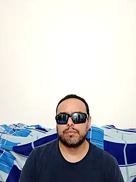 ElSunEagle online show from 04-29-26, 02:37