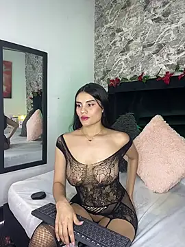 Maylin Garcia online show from 02-07-25, 06:45