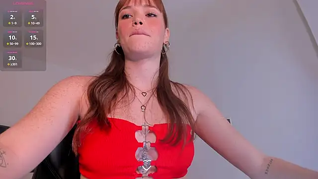 Snapshot of CorinneRusso chatting on 12-24-24, 04:22 CorinneRusso online show from 12-24-24, 04:22
