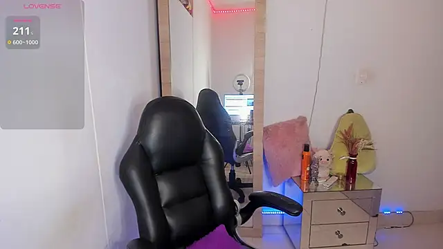 hellensexy online show from 12-18-25, 09:54