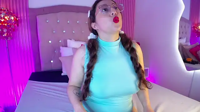 AnnadirtyXo online show from 03-02-26, 05:08