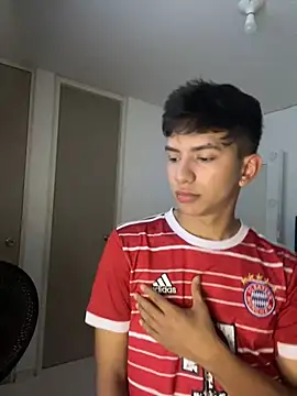 Leonarrrd 01 online show from 12-11-24, 02:52