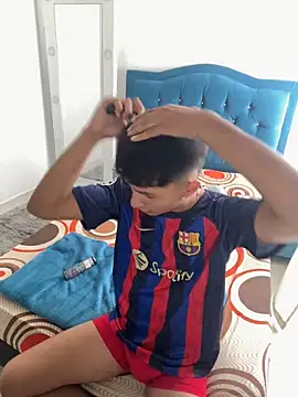 Leonarrrd 01 online show from 12-30-24, 04:40