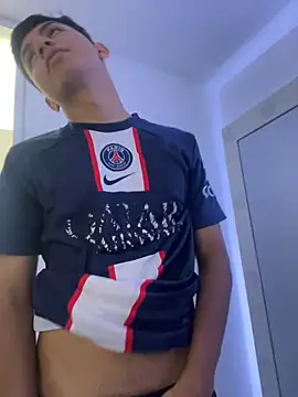 Leonarrrd 01 online show from 02-08-25, 03:19