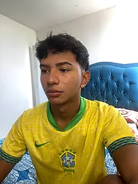 Leonarrrd 01 online show from 10-01-25, 08:26