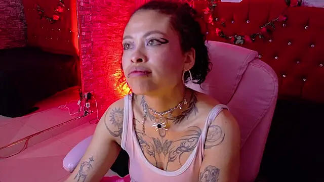 miahernadez303av online show from 05-29-26, 01:36