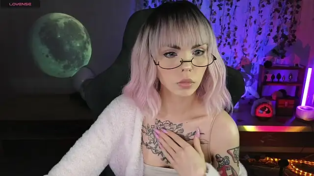 Kerry Kirk online show from 04-14-26, 11:00