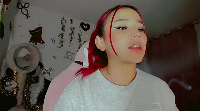 madisonx17 online show from 01-05-25, 01:24