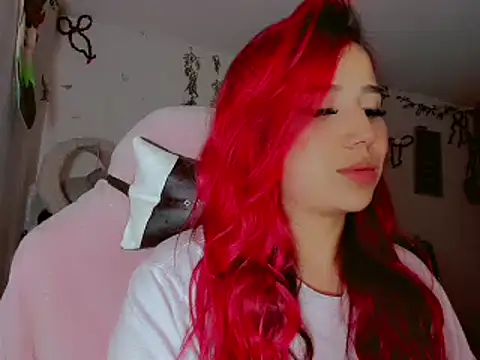 madisonx17 online show from 01-06-25, 04:26