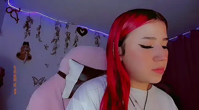 madisonx17 online show from 01-27-25, 01:48