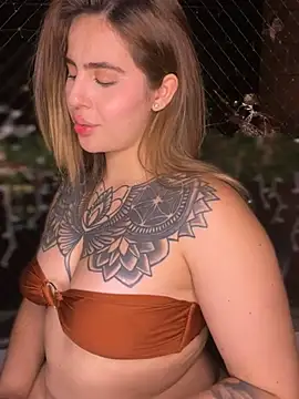 ValerieHilton online show from 01-15-25, 12:51