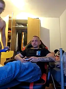 magicSeX4You online show from 10-07-25, 09:45