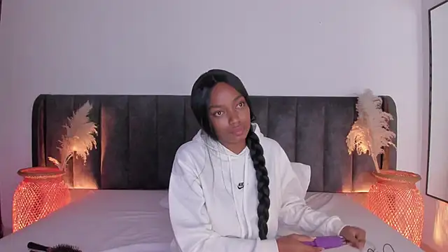 Martina jackson 15 online show from 03-08-25, 05:07