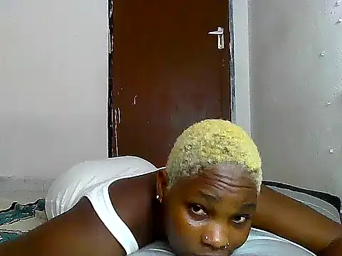 Snapshot of SexyKimberly23 chatting on 11-11-25, 01:00 SexyKimberly23 online show from 11-11-25, 01:00