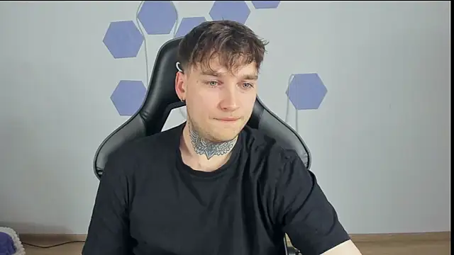 Chris Tyson online show from 12-27-24, 01:22