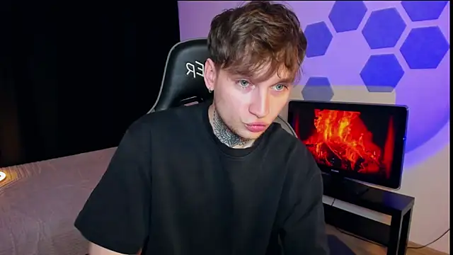 Chris Tyson online show from 02-07-25, 12:42