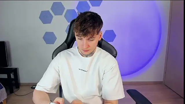 Chris Tyson online show from 02-26-25, 12:58